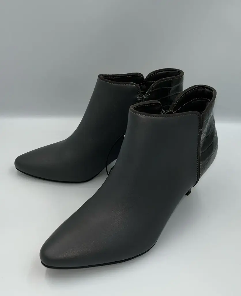 Botines De Tacón Bajo Freya Para Mujer De East Fifth East 5Th - Gris Oscuro 9 Mediano | TRG191579363