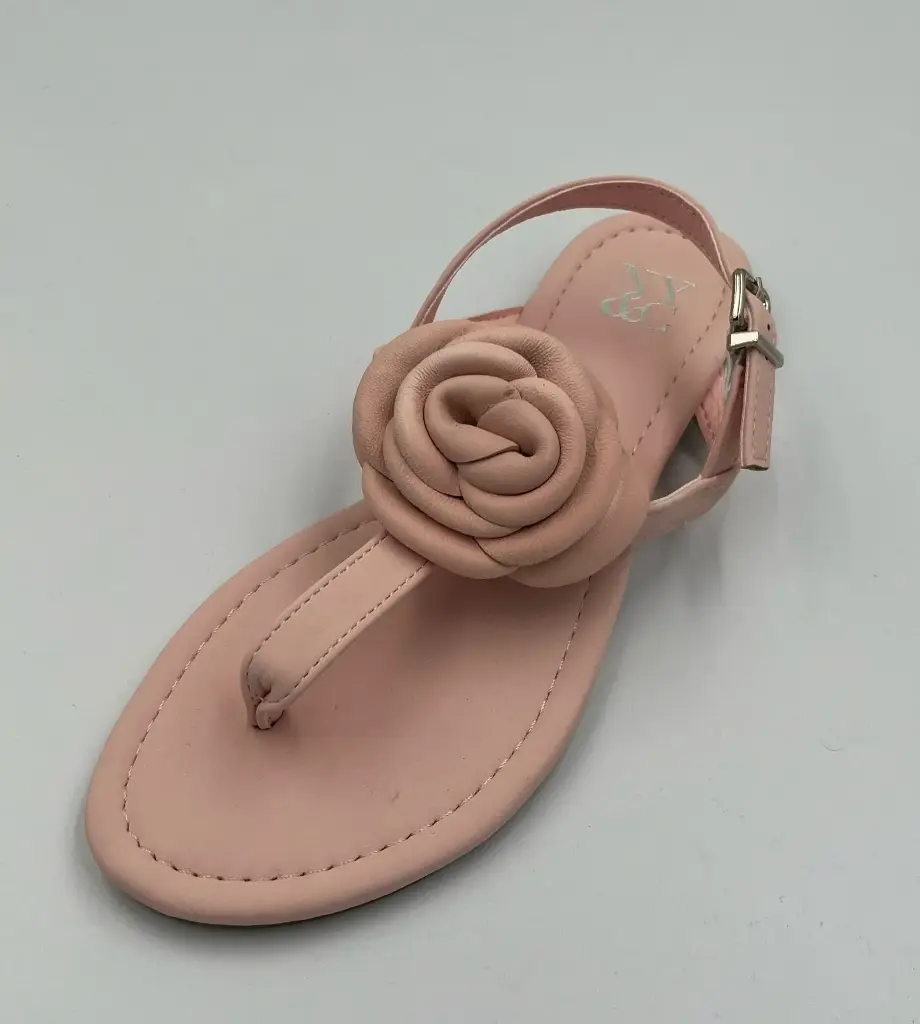Sandalias Planas Con Roseta Para Mujer De New York & Company - Rosa Pastel 7 1/2 Mediano | 193871708349 TRG188371845